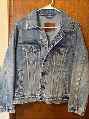 Abercrombie & Fitch Blue Denim Trucker Jacket